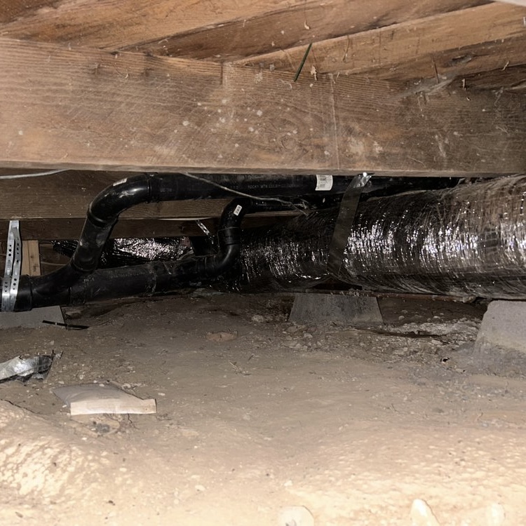 New flex duct and insulated ductwork installed in crawl space